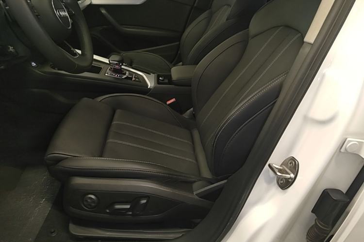 Used Audi A4L 2020 40 TFSI Fashion Dynamic Model Left Front Seat
