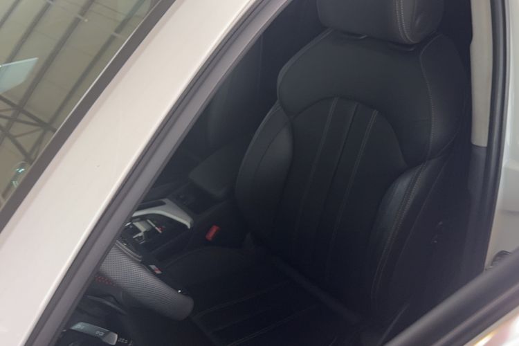 Used Audi A4L 2020 40 TFSI Fashion Dynamic Model Left Front Seat