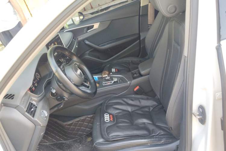 Used Audi A4L 2020 40 TFSI Luxury Prestige Edition Left Front Seat