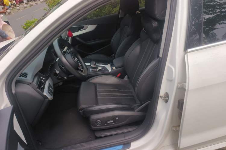 Used Audi A4L 2020 40 TFSI Fashion Dynamic Model Left Front Seat