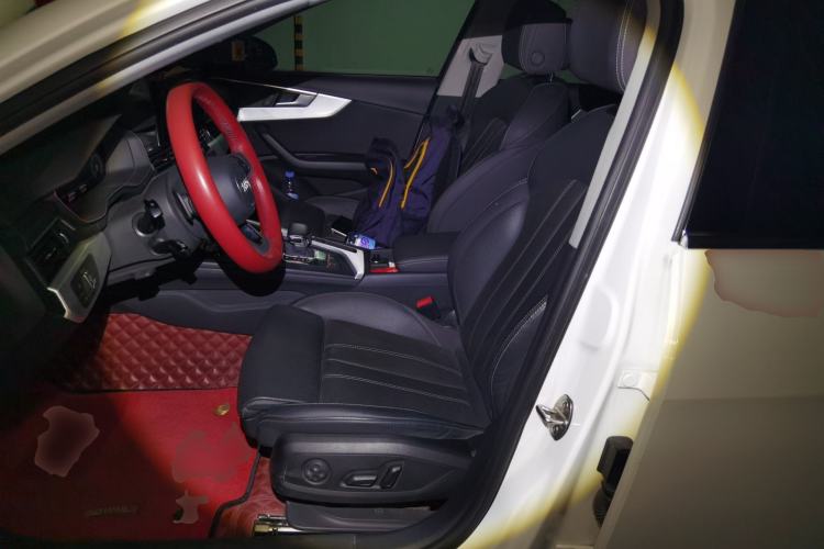 Used Audi A4L 2020 40 TFSI Fashion Dynamic Model Left Front Seat