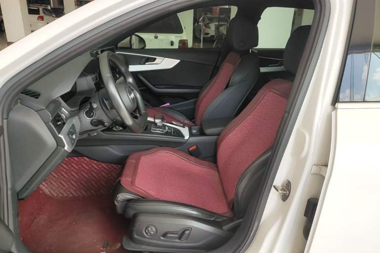 Used Audi A4L 2020 40 TFSI Luxury Dynamic Model Left Front Seat