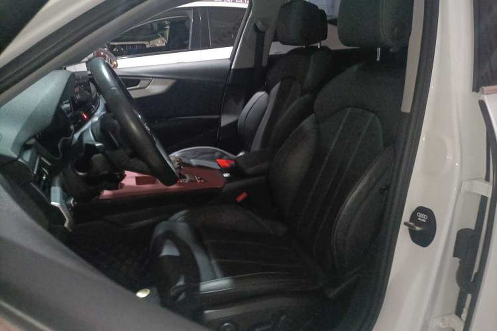 Used Audi A4L 2020 40 TFSI Fashion Dynamic Model Left Front Seat