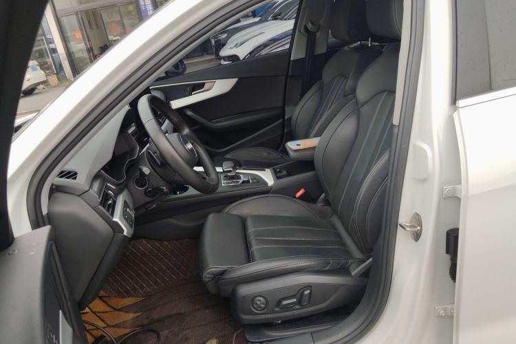 Used Audi A4L 2020 40 TFSI Fashion Dynamic Model Left Front Seat