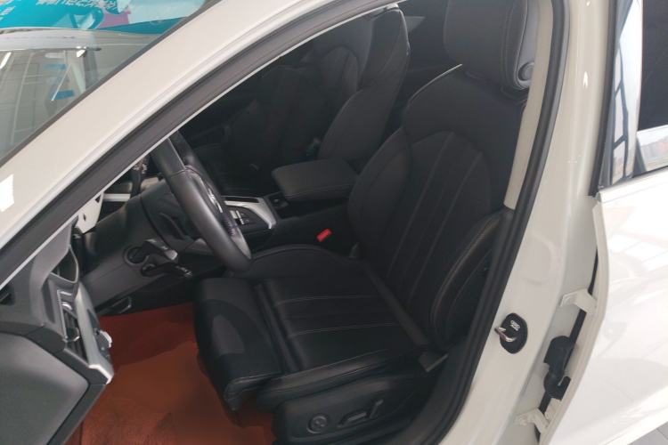 Used Audi A4L 2020 40 TFSI Fashion Dynamic Model Left Front Seat