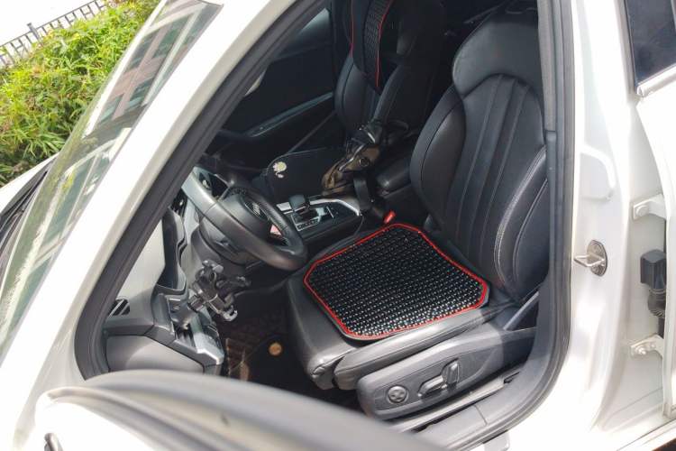 Used Audi A4L 2020 40 TFSI Fashion Dynamic Model Left Front Seat