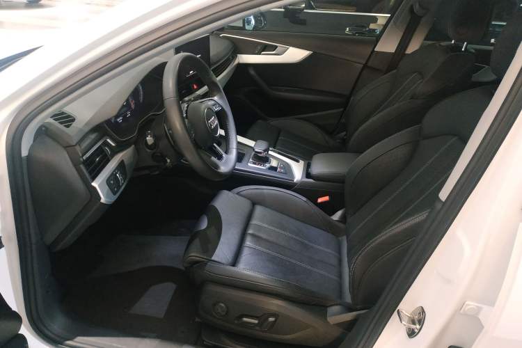 Used Audi A4L 2020 40 TFSI Fashion Dynamic Model Left Front Seat