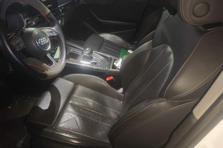 Used Audi A4L 2020 40 TFSI Fashion Dynamic Model Left Front Seat