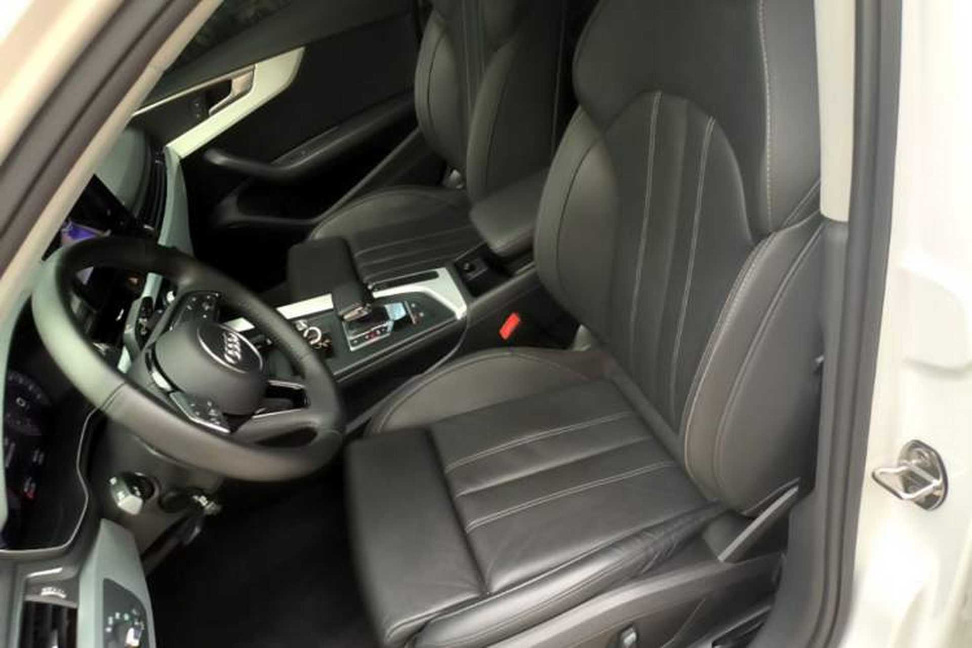Used Audi A4L 2020 40 TFSI Fashion Dynamic Model Left Front Seat