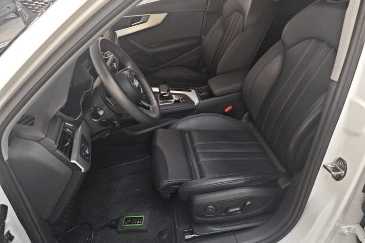 Used Audi A4L 2020 40 TFSI Fashion Dynamic Model Left Front Seat