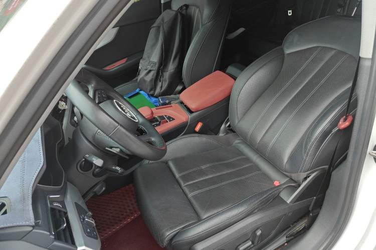 Used Audi A4L 2020 40 TFSI Fashion Dynamic Model Left Front Seat