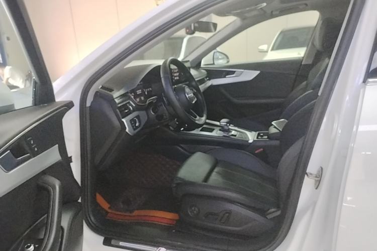Used Audi A4L 2020 40 TFSI Fashion Dynamic Model Left Front Seat