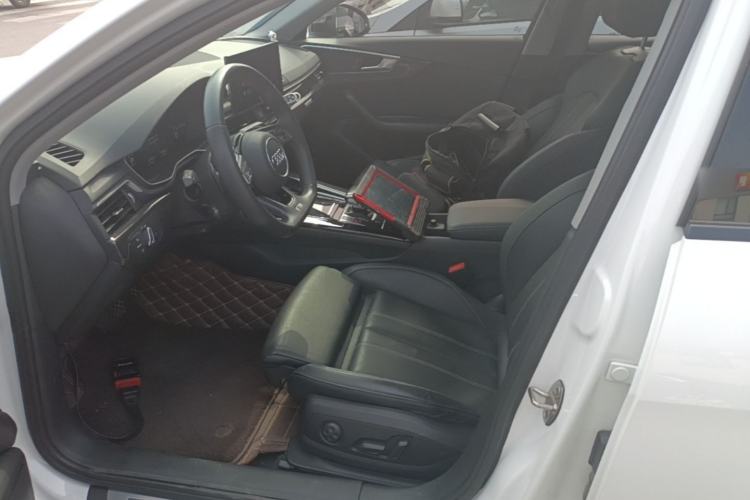 Used Audi A4L 2020 40 TFSI quattro Luxury Dynamic Model Left Front Seat