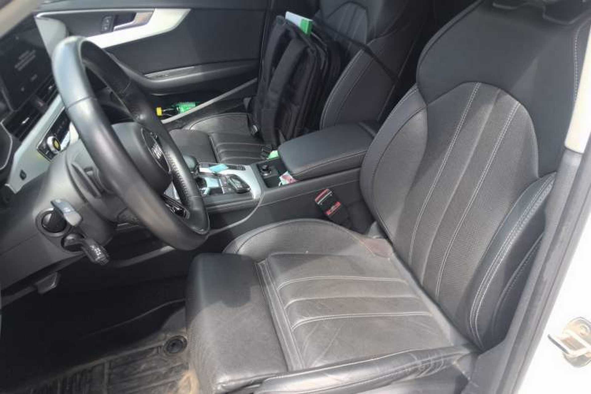 Used Audi A4L 2020 40 TFSI Fashion Dynamic Model Left Front Seat
