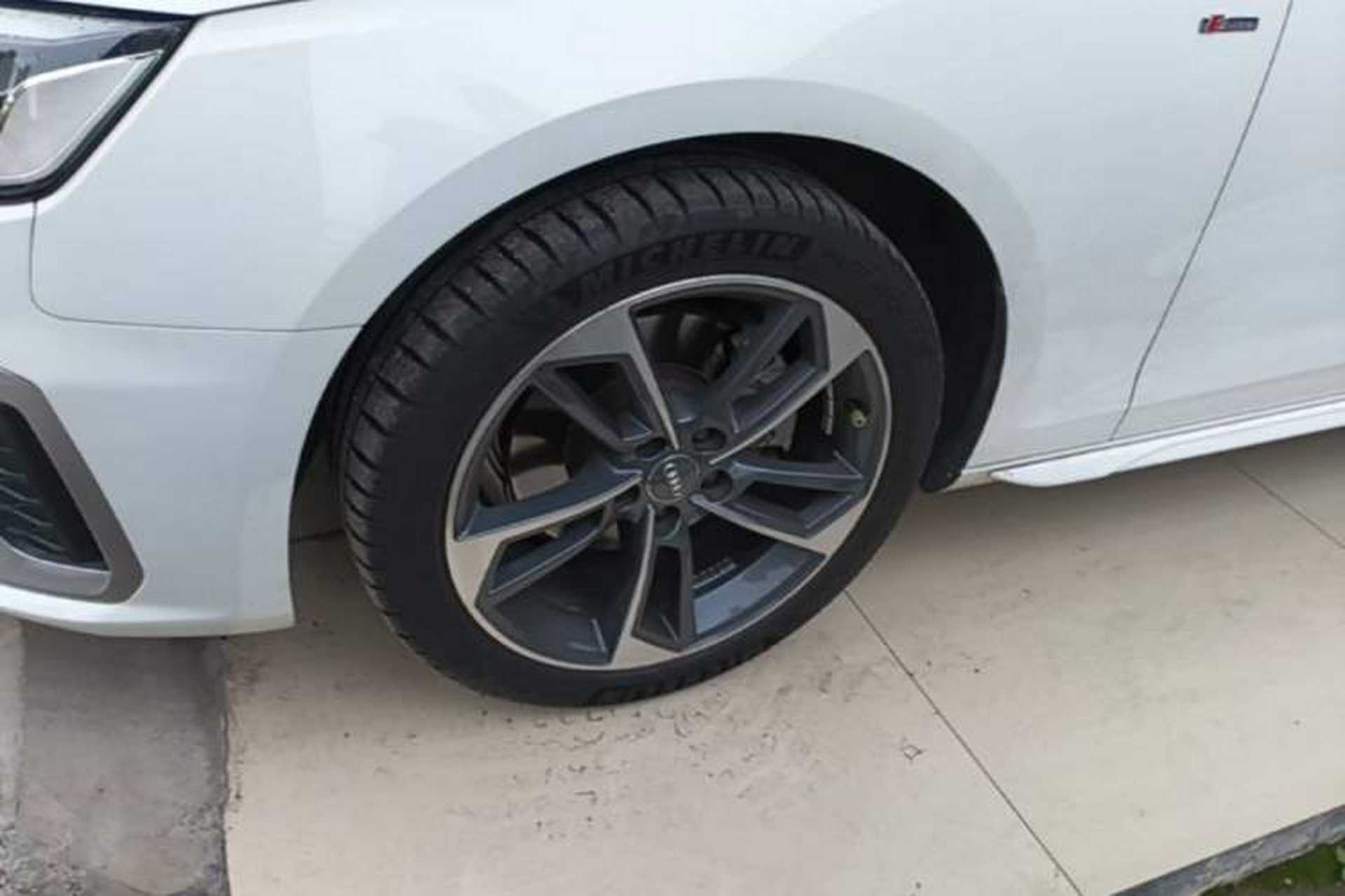 Used Audi A4L 2020 40 TFSI Fashion Dynamic Model Left Front Wheel Hub