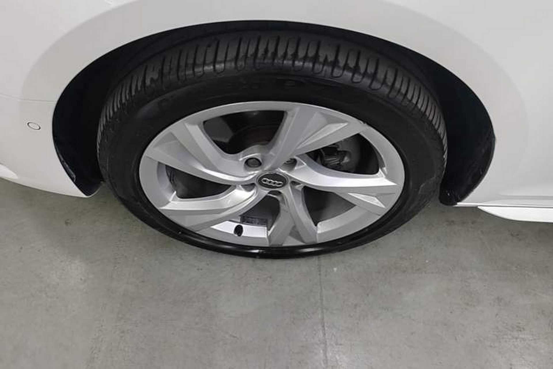 Used Audi A4L 2020 40 TFSI Luxury Prestige Edition Left Front Wheel Hub