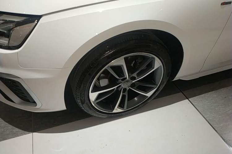 Used Audi A4L 2020 40 TFSI Fashion Dynamic Model Left Front Wheel Hub