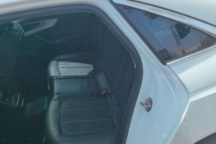 Used Audi A4L 2020 40 TFSI Fashion Dynamic Model Left Rear Seat