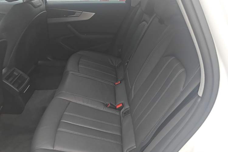 Used Audi A4L 2020 40 TFSI Fashion Dynamic Model Left Rear Seat