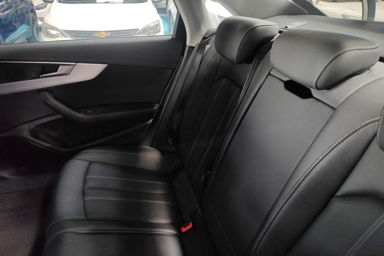 Used Audi A4L 2020 40 TFSI Fashion Dynamic Model Left Rear Seat