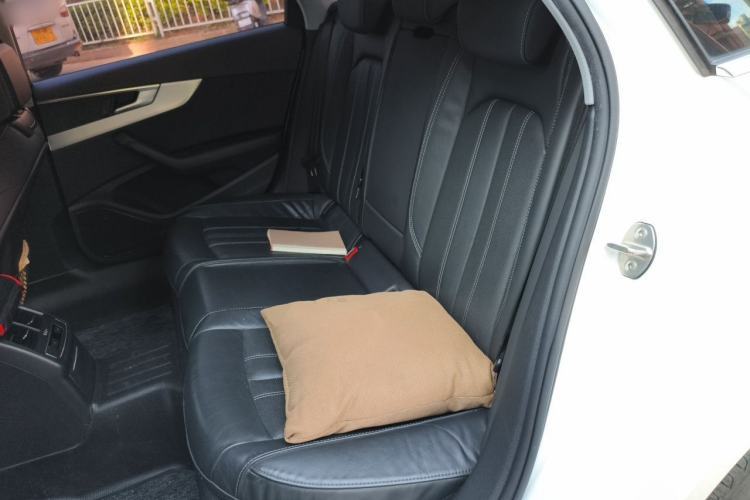 Used Audi A4L 2020 40 TFSI quattro Luxury Dynamic Model Left Rear Seat
