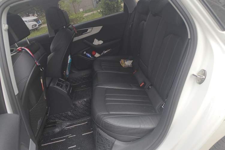 Used Audi A4L 2020 40 TFSI Luxury Dynamic Model Left Rear Seat