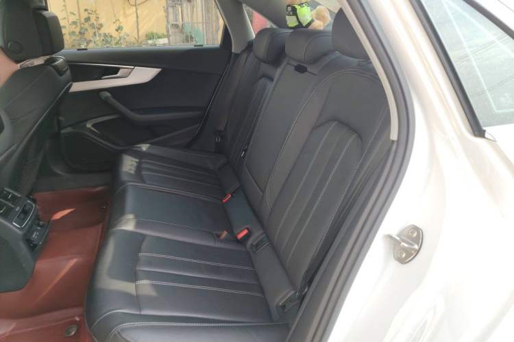 Used Audi A4L 2020 40 TFSI Luxury Dynamic Model Left Rear Seat