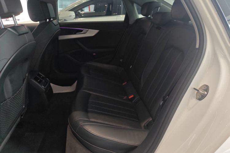 Used Audi A4L 2020 40 TFSI quattro Luxury Dynamic Model Left Rear Seat
