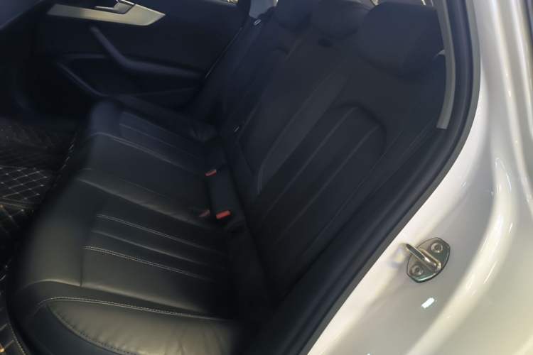 Used Audi A4L 2020 40 TFSI Luxury Dynamic Model Left Rear Seat