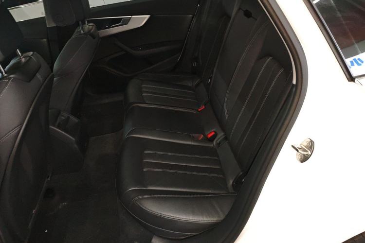 Used Audi A4L 2020 40 TFSI Fashion Dynamic Model Left Rear Seat