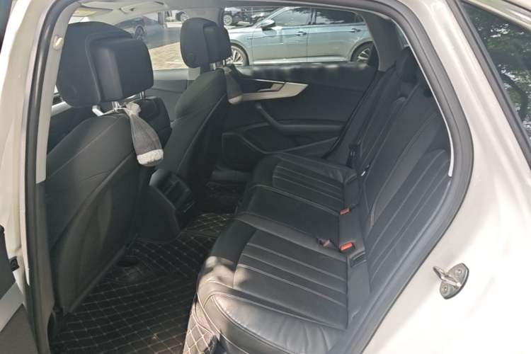 Used Audi A4L 2020 40 TFSI Fashion Dynamic Model Left Rear Seat