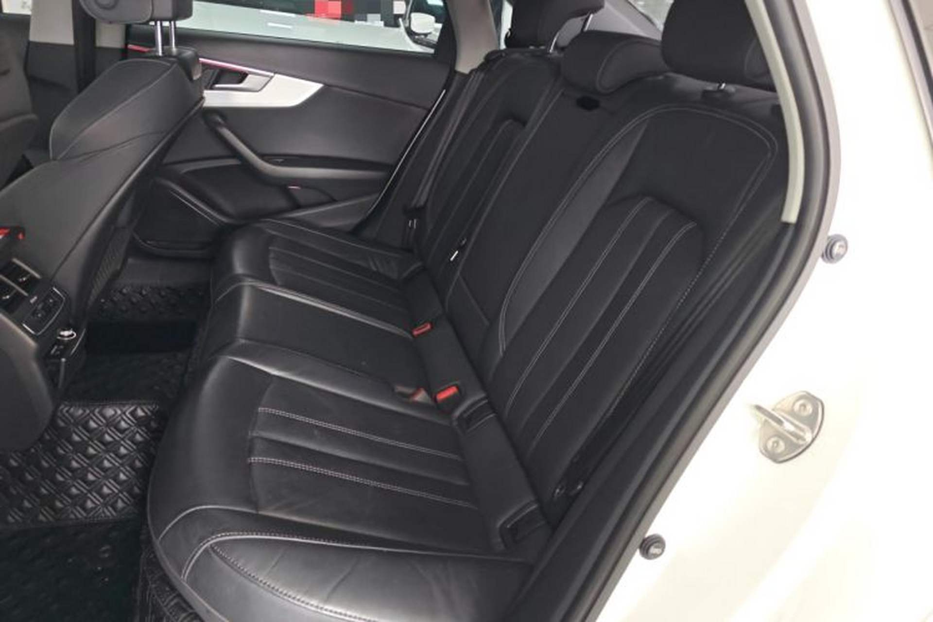 Used Audi A4L 2020 40 TFSI Luxury Dynamic Model Left Rear Seat
