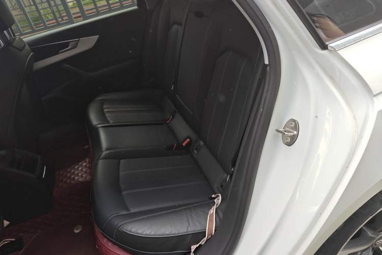 Used Audi A4L 2020 40 TFSI Fashion Dynamic Model Left Rear Seat