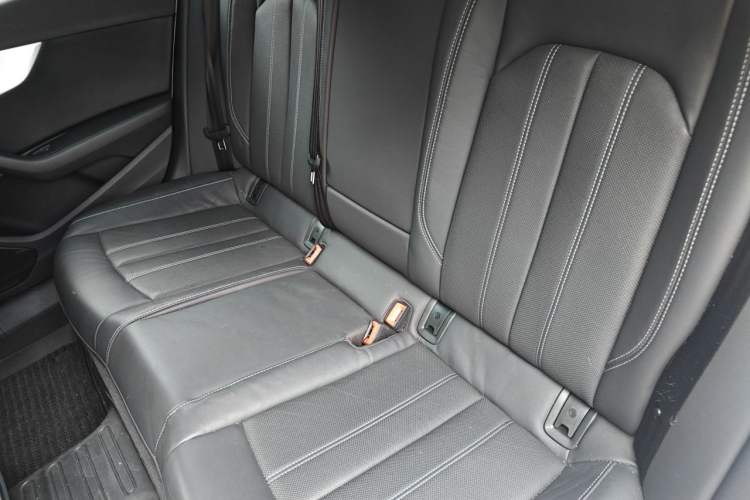 Used Audi A4L 2020 40 TFSI Luxury Dynamic Model Left Rear Seat