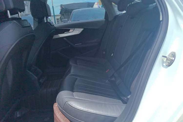 Used Audi A4L 2020 40 TFSI Fashion Dynamic Model Left Rear Seat