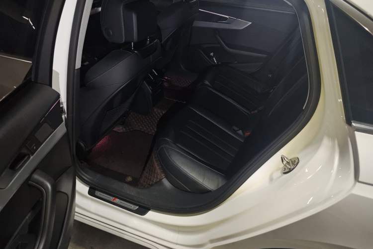 Used Audi A4L 2020 40 TFSI Luxury Dynamic Model Left Rear Seat