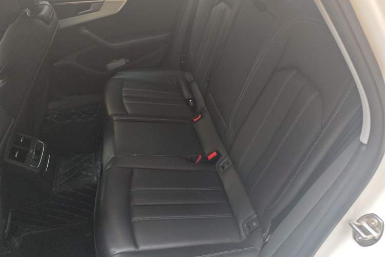 Used Audi A4L 2020 40 TFSI Luxury Dynamic Model Left Rear Seat