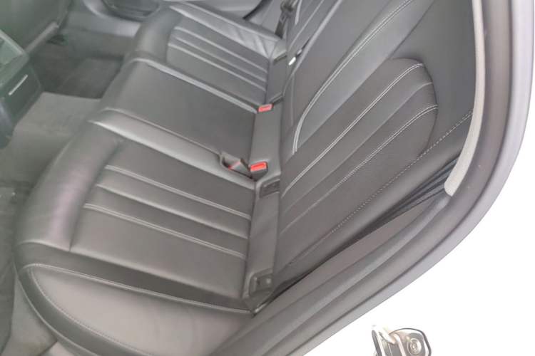 Used Audi A4L 2020 40 TFSI Luxury Dynamic Model Left Rear Seat