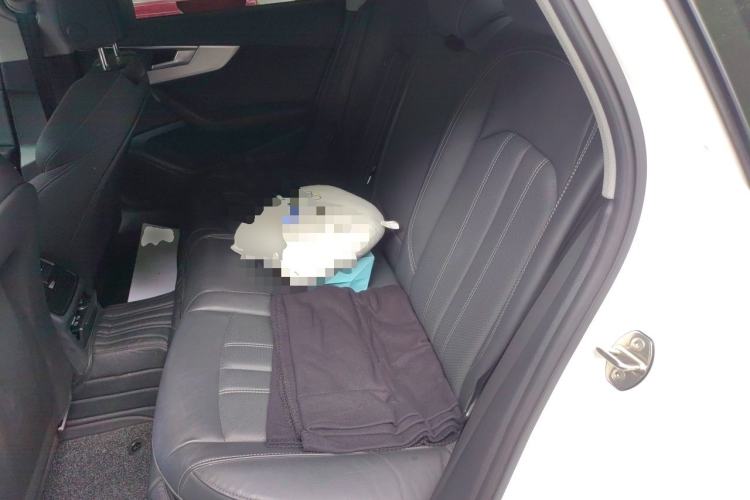 Used Audi A4L 2020 40 TFSI Fashion Dynamic Model Left Rear Seat