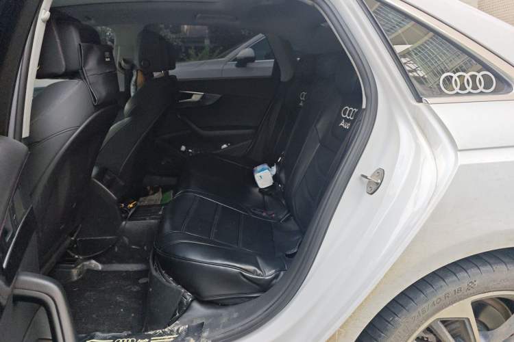 Used Audi A4L 2020 40 TFSI Fashion Dynamic Model Left Rear Seat