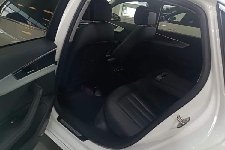 Used Audi A4L 2020 40 TFSI Luxury Prestige Edition Left Rear Seat