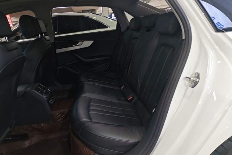 Used Audi A4L 2020 40 TFSI Fashion Dynamic Model Left Rear Seat