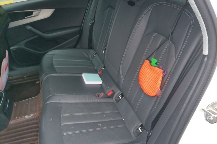 Used Audi A4L 2020 40 TFSI Luxury Dynamic Model Left Rear Seat