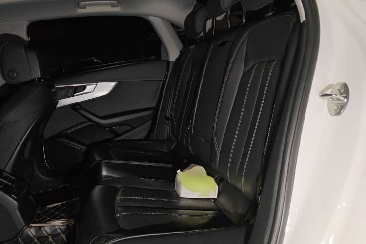 Used Audi A4L 2020 40 TFSI Luxury Dynamic Model Left Rear Seat