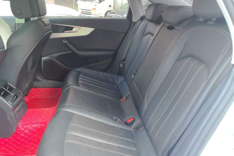 Used Audi A4L 2020 40 TFSI quattro Luxury Dynamic Model Left Rear Seat