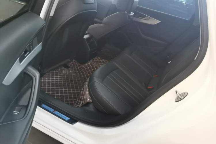 Used Audi A4L 2020 40 TFSI Fashion Dynamic Model Left Rear Seat