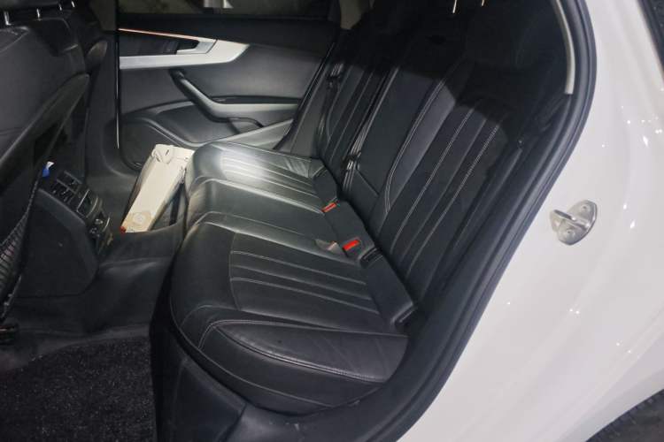 Used Audi A4L 2020 40 TFSI Luxury Dynamic Model Left Rear Seat