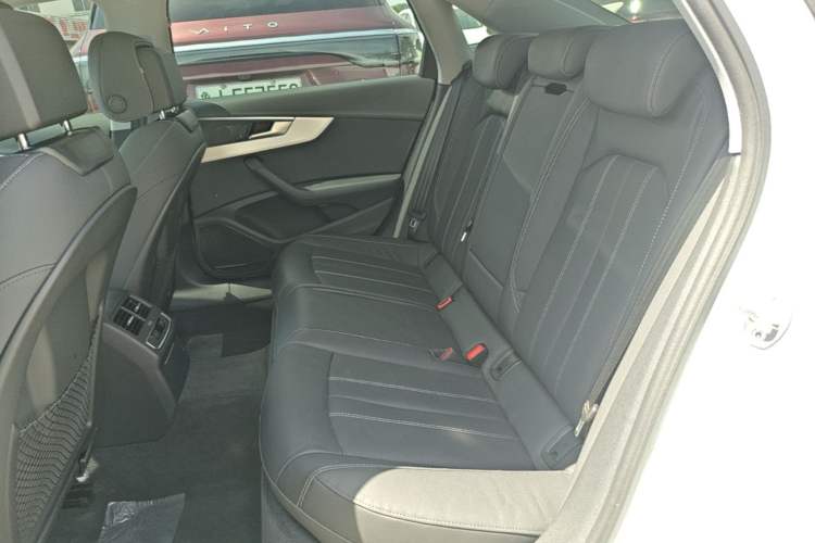 Used Audi A4L 2020 40 TFSI Luxury Dynamic Model Left Rear Seat