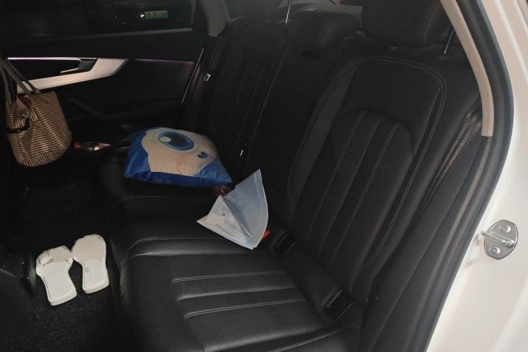 Used Audi A4L 2020 40 TFSI quattro Luxury Dynamic Model Left Rear Seat