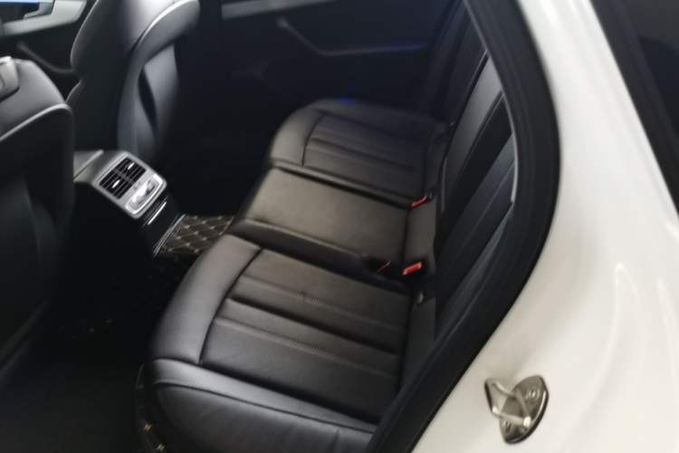 Used Audi A4L 2020 40 TFSI Fashion Dynamic Model Left Rear Seat